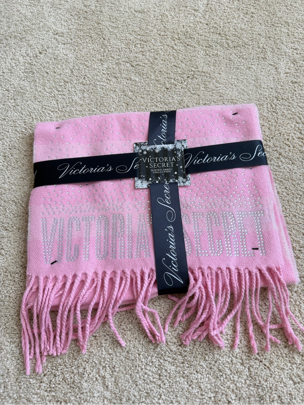 NWT Victoria's Secret Pink Plaid Sparkle Rhinestone Fringe Winter Scarf